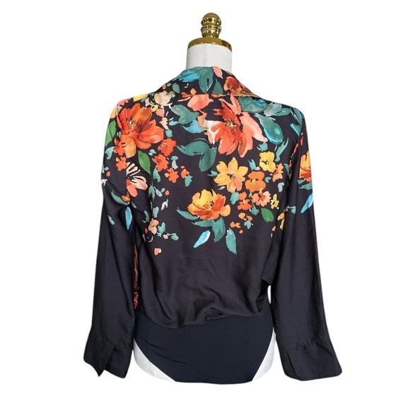 ZARA BLACK FLORAL PRINT BODYSUIT WITH LAPEL COLLAR  SATIN BLOUSE WOMENS SIZE S - Picture 8 of 12